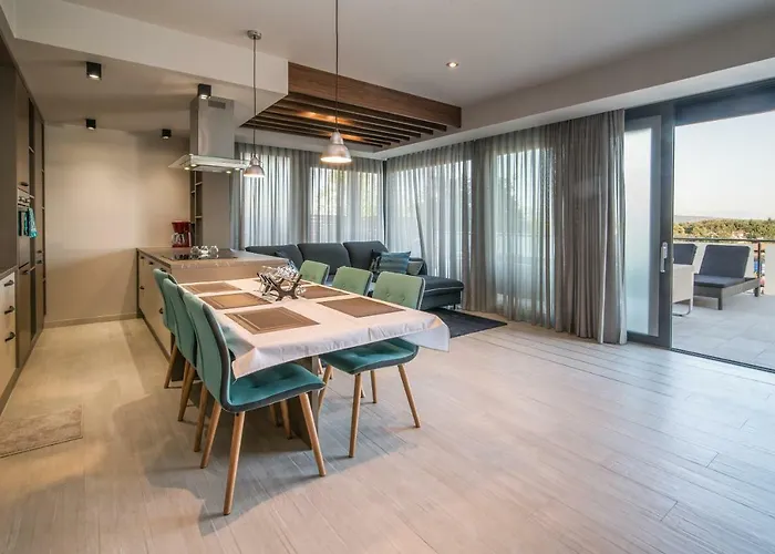 Luxury Apartment Imperia