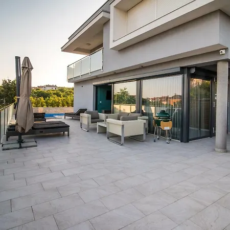 Luxury Apartment Imperia Krk Town Exteriér fotografie